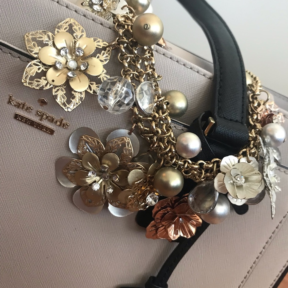 Spring BLING Necklace - Picture 2 of 5